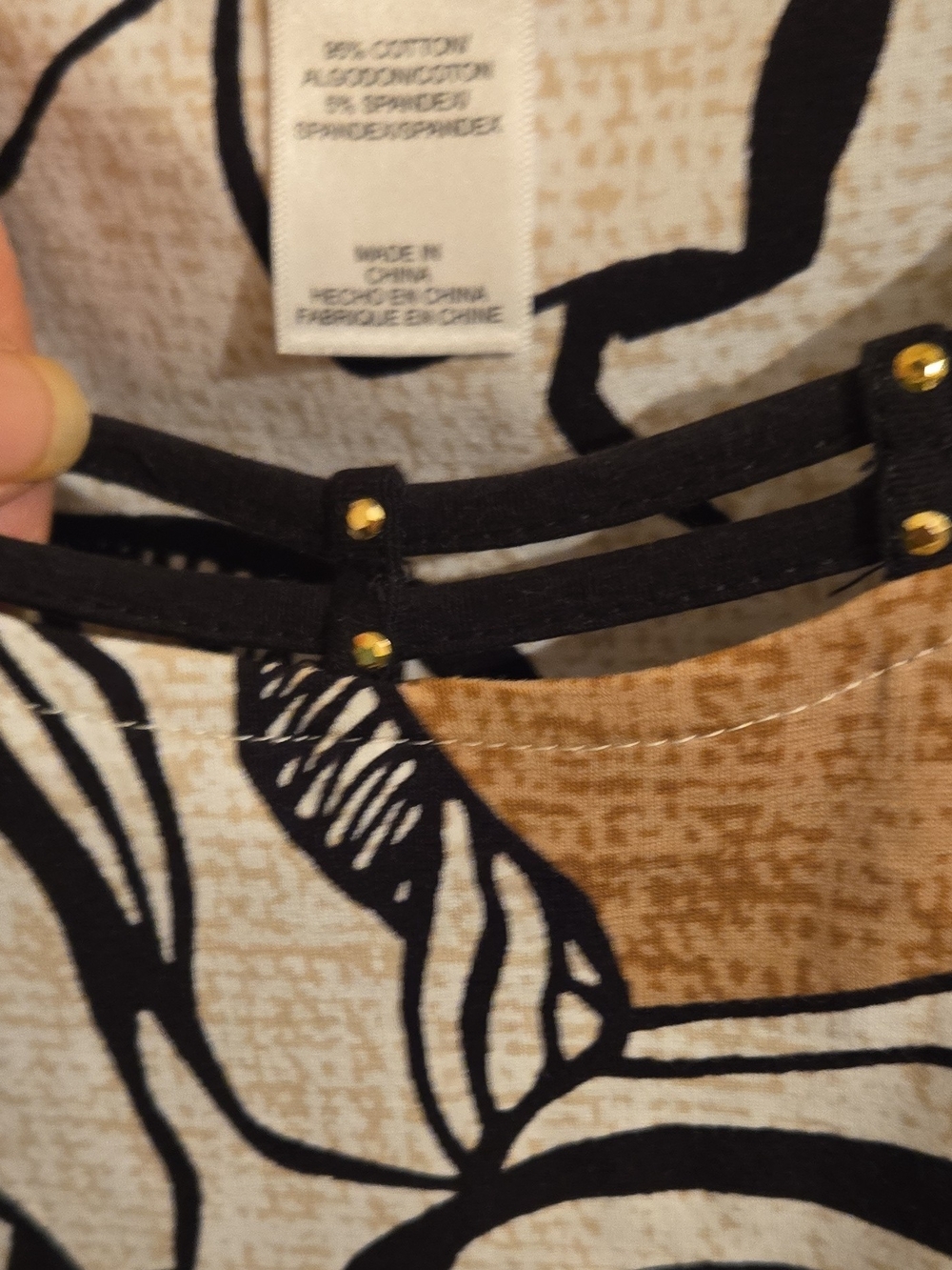 Alfred Dunner Black White Tan Floral Tunic Top - Picture 5 of 8